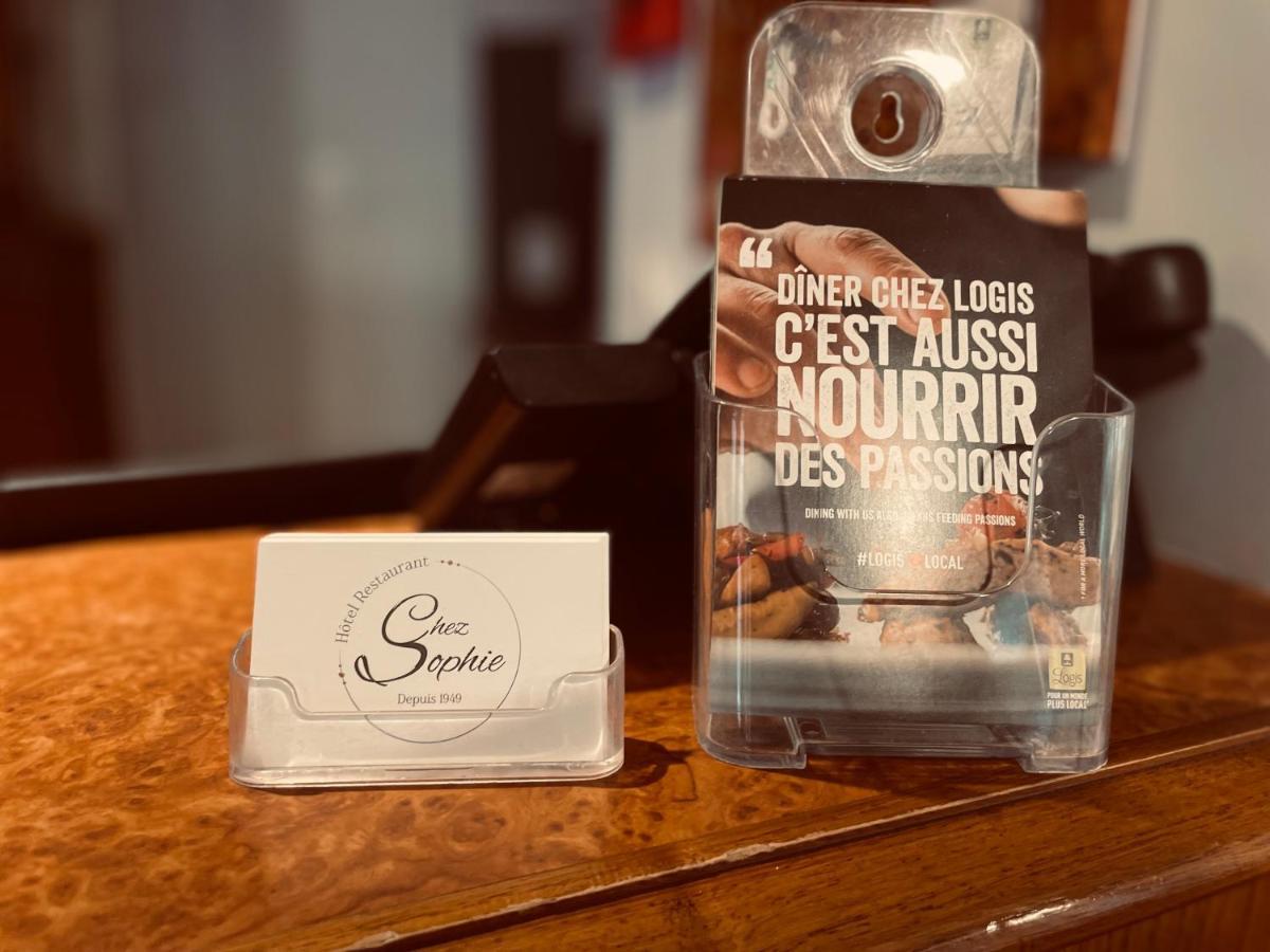 Restaurant Hotel Logis Chez Sophie Briouze 외부 사진
